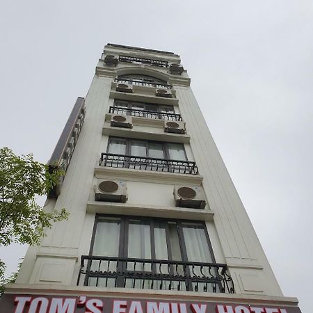 Tom'S Family Hotel 하롱 외부 사진
